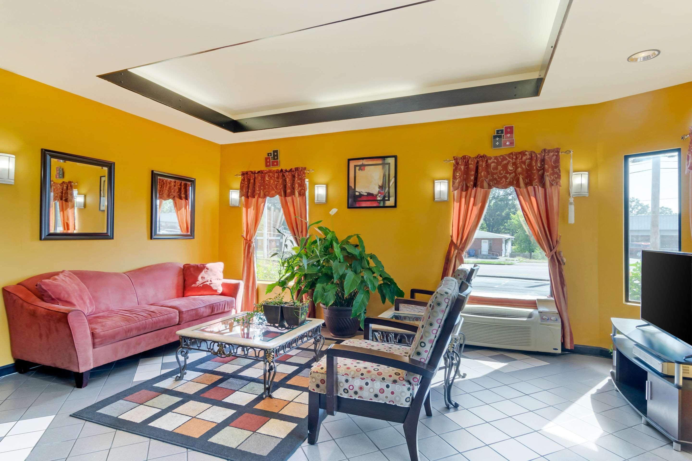 Fort Oglethorpe Econo Lodge Inn & Suites מראה חיצוני תמונה