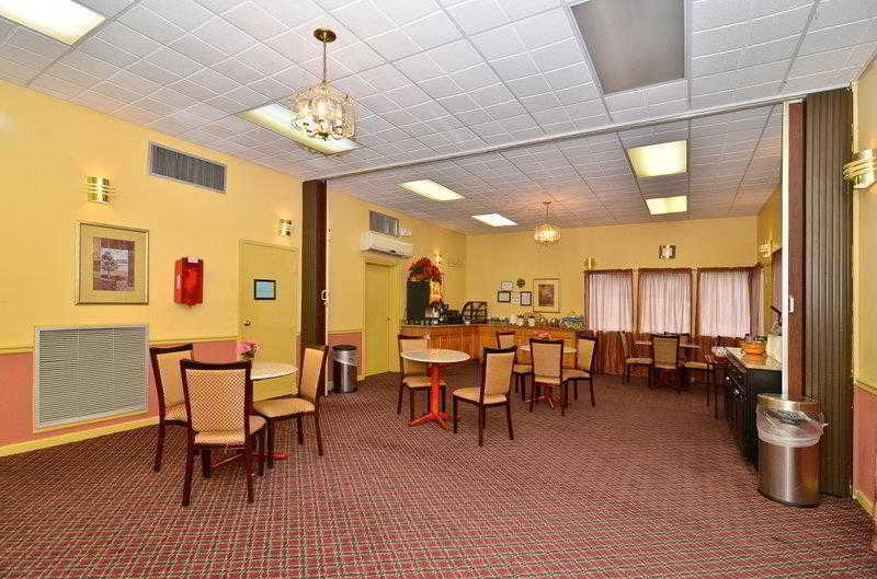 Fort Oglethorpe Econo Lodge Inn & Suites מראה חיצוני תמונה
