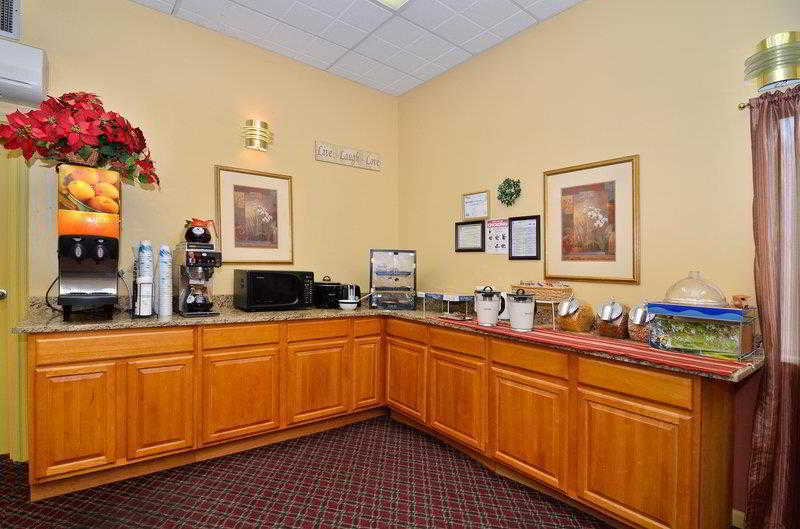 Fort Oglethorpe Econo Lodge Inn & Suites מראה חיצוני תמונה