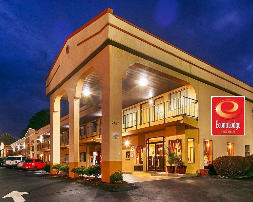 Fort Oglethorpe Econo Lodge Inn & Suites מראה חיצוני תמונה